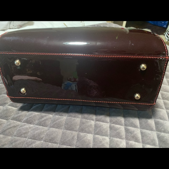 Brand new Purse